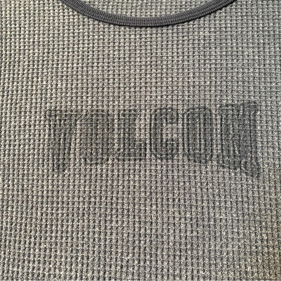Volcom Thermal Top - Picture 2 of 7